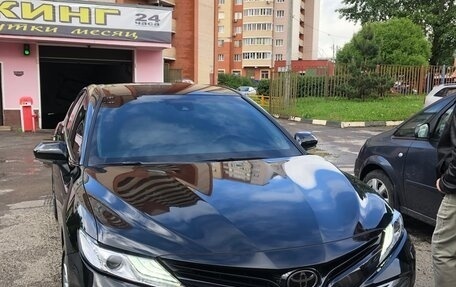 Toyota Camry, 2019 год, 2 600 000 рублей, 3 фотография