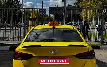 Hyundai Solaris II рестайлинг, 2021 год, 1 650 000 рублей, 16 фотография