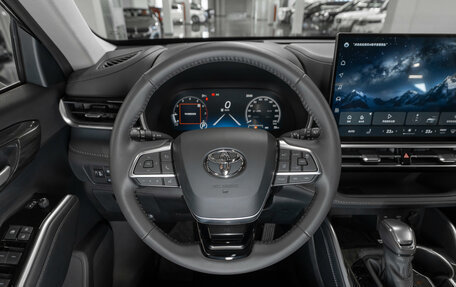 Toyota Highlander, 2026 год, 5 345 000 рублей, 17 фотография