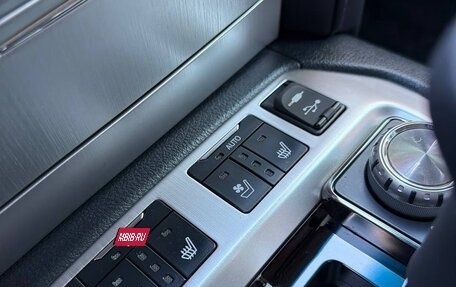 Toyota Land Cruiser 200, 2015 год, 5 050 000 рублей, 13 фотография