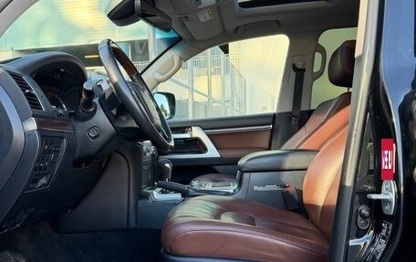 Toyota Land Cruiser 200, 2015 год, 5 050 000 рублей, 8 фотография
