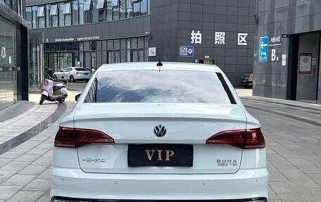 Volkswagen Bora, 2022 год, 1 740 000 рублей, 5 фотография