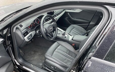 Audi A4, 2019 год, 2 300 000 рублей, 7 фотография
