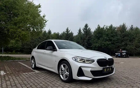 BMW 1 серия, 2022 год, 2 140 000 рублей, 3 фотография