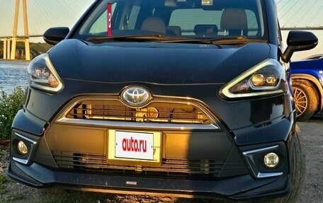 Toyota Sienta II, 2017 год, 1 340 000 рублей, 9 фотография