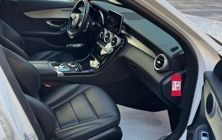 Mercedes-Benz C-Класс, 2015 год, 3 200 000 рублей, 4 фотография