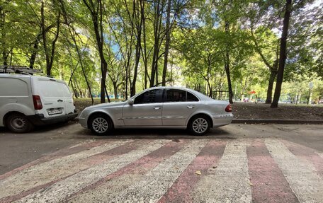 Mercedes-Benz E-Класс, 2002 год, 1 100 000 рублей, 6 фотография