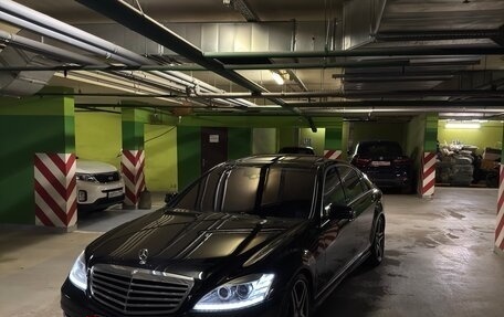 Mercedes-Benz S-Класс, 2010 год, 2 200 000 рублей, 2 фотография