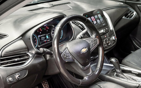 Chevrolet Malibu IX, 2018 год, 1 250 000 рублей, 17 фотография
