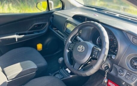 Toyota Vitz, 2019 год, 1 200 000 рублей, 4 фотография