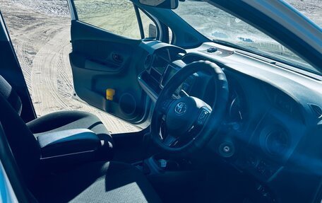 Toyota Vitz, 2019 год, 1 200 000 рублей, 13 фотография