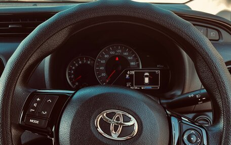 Toyota Vitz, 2019 год, 1 200 000 рублей, 12 фотография