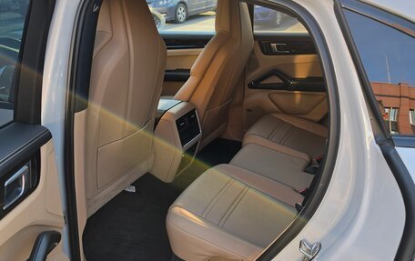 Porsche Cayenne III, 2021 год, 10 900 000 рублей, 12 фотография