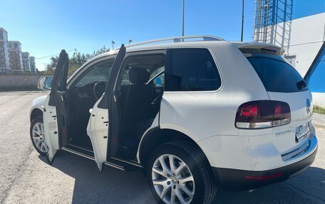 Volkswagen Touareg III, 2010 год, 2 100 000 рублей, 3 фотография