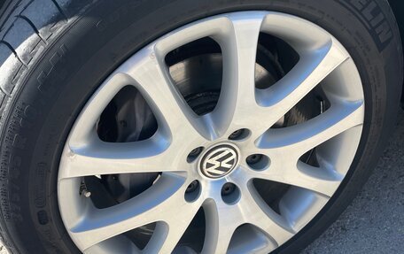 Volkswagen Touareg III, 2010 год, 2 100 000 рублей, 7 фотография