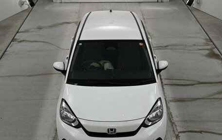 Honda Fit, 2022 год, 930 000 рублей, 2 фотография