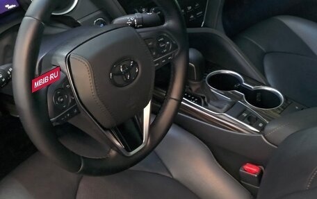 Toyota Camry, 2020 год, 3 000 000 рублей, 3 фотография