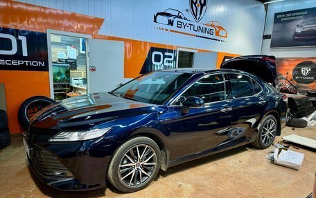 Toyota Camry, 2020 год, 3 000 000 рублей, 6 фотография
