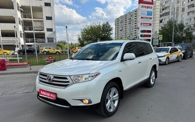 Toyota Highlander III, 2011 год, 1 620 000 рублей, 1 фотография