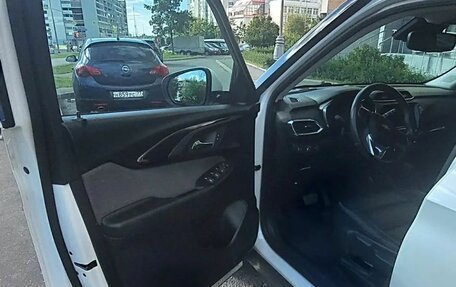 Chevrolet TrailBlazer, 2021 год, 1 850 000 рублей, 6 фотография