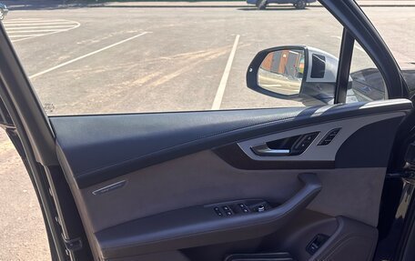 Audi Q7, 2016 год, 3 050 000 рублей, 16 фотография