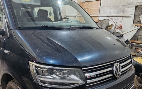 Volkswagen Caravelle T6 рестайлинг, 2019 год, 3 600 000 рублей, 2 фотография