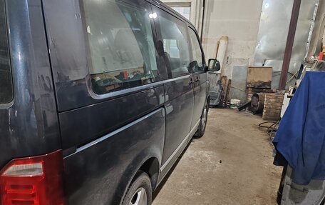 Volkswagen Caravelle T6 рестайлинг, 2019 год, 3 600 000 рублей, 5 фотография