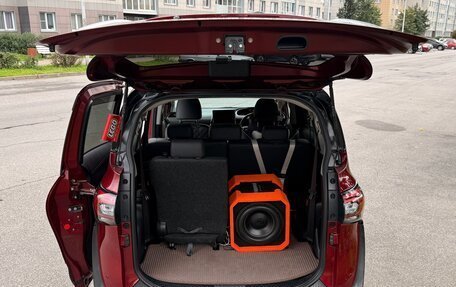 Toyota Sienta II, 2019 год, 1 550 000 рублей, 16 фотография