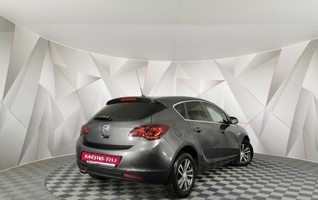 Opel Astra J, 2011 год, 465 150 рублей, 2 фотография