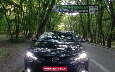 Toyota Camry, 2021 год, 3 000 000 рублей, 1 фотография