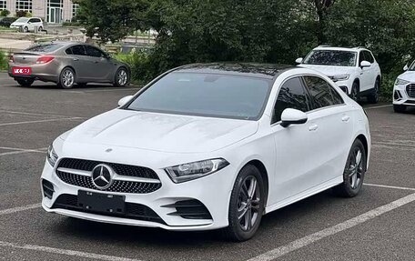 Mercedes-Benz A-Класс, 2022 год, 2 300 004 рублей, 1 фотография