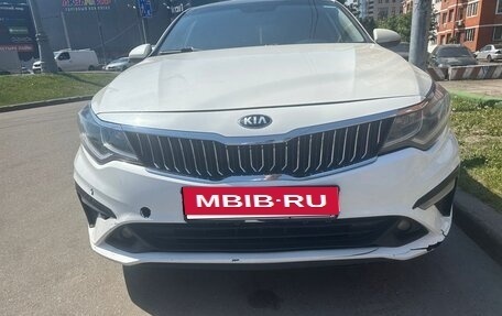 KIA Optima IV, 2019 год, 920 000 рублей, 16 фотография