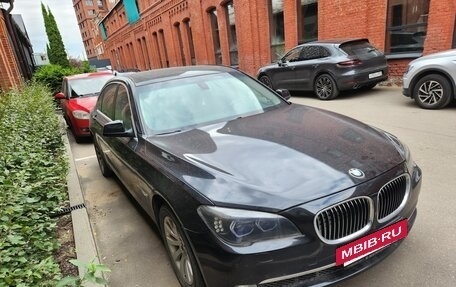 BMW 7 серия, 2011 год, 950 000 рублей, 2 фотография