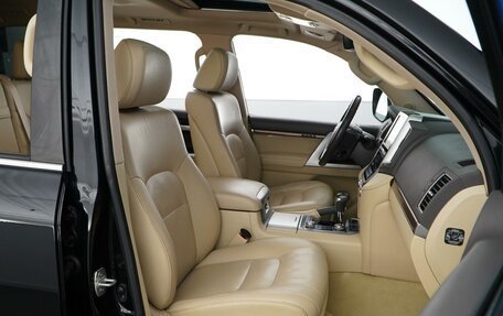 Toyota Land Cruiser 200, 2016 год, 5 898 444 рублей, 8 фотография