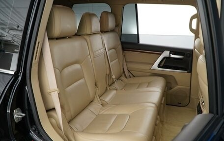 Toyota Land Cruiser 200, 2016 год, 5 898 444 рублей, 7 фотография
