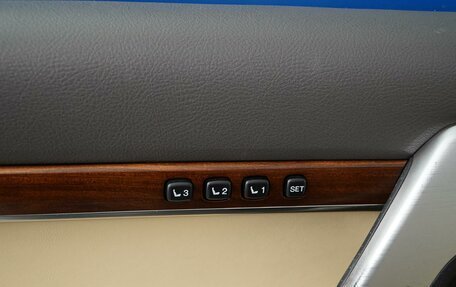 Toyota Land Cruiser 200, 2016 год, 5 898 444 рублей, 13 фотография