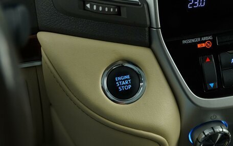 Toyota Land Cruiser 200, 2016 год, 5 898 444 рублей, 16 фотография