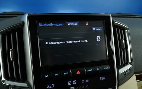 Toyota Land Cruiser 200, 2016 год, 5 898 444 рублей, 20 фотография