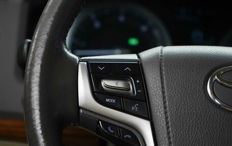 Toyota Land Cruiser 200, 2016 год, 5 898 444 рублей, 25 фотография