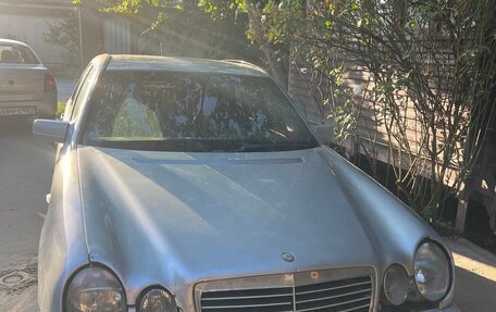 Mercedes-Benz E-Класс, 1997 год, 150 000 рублей, 8 фотография