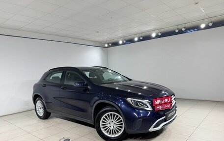 Mercedes-Benz GLA, 2018 год, 1 697 000 рублей, 3 фотография
