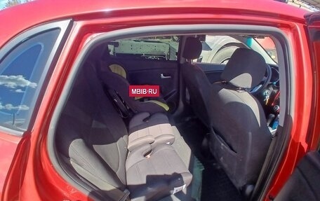 KIA Rio III рестайлинг, 2012 год, 700 000 рублей, 5 фотография