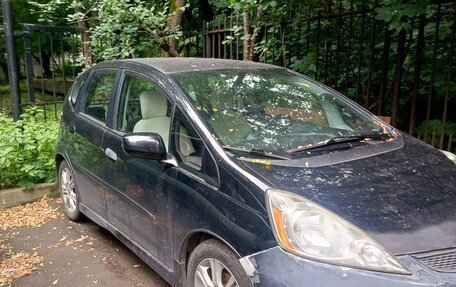 Honda Fit III, 2010 год, 800 000 рублей, 2 фотография