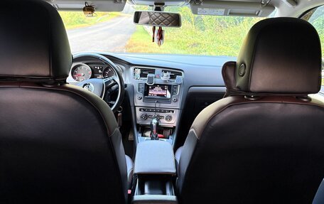 Volkswagen Golf VII, 2015 год, 1 349 000 рублей, 7 фотография