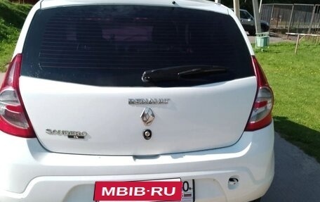 Renault Sandero I, 2014 год, 380 000 рублей, 6 фотография