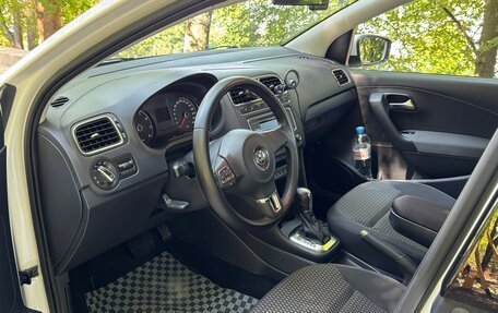 Volkswagen Polo VI (EU Market), 2013 год, 830 000 рублей, 12 фотография