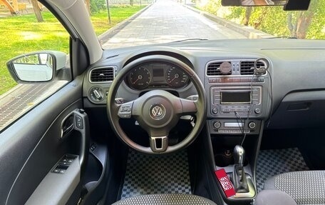 Volkswagen Polo VI (EU Market), 2013 год, 830 000 рублей, 17 фотография
