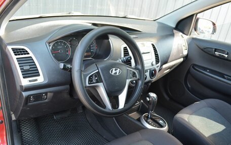 Hyundai i20 IB рестайлинг, 2010 год, 569 888 рублей, 16 фотография