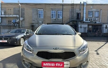 KIA cee'd III, 2014 год, 1 290 000 рублей, 31 фотография