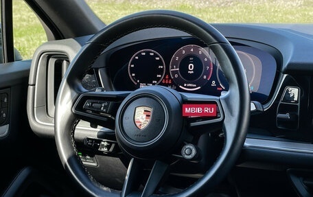 Porsche Cayenne III, 2023 год, 13 500 000 рублей, 14 фотография